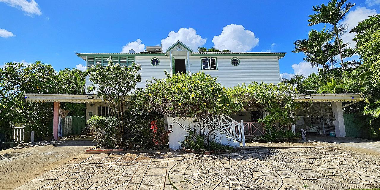 Glitter Bay Terrace