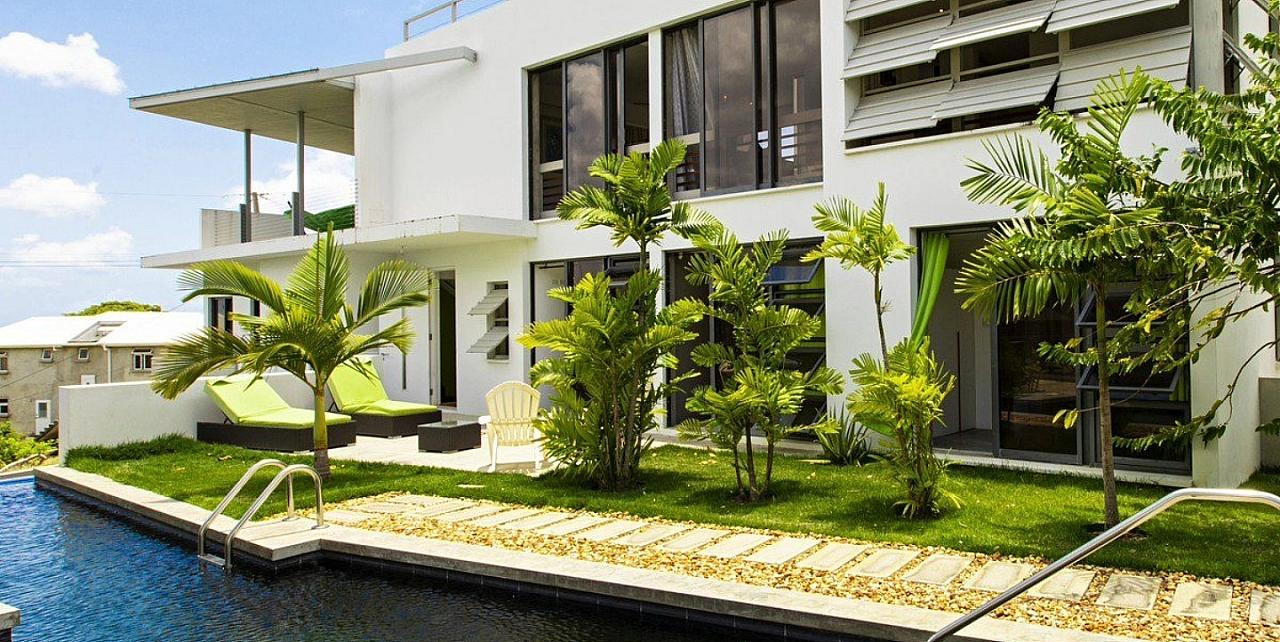 Bagatelle Lime Yard