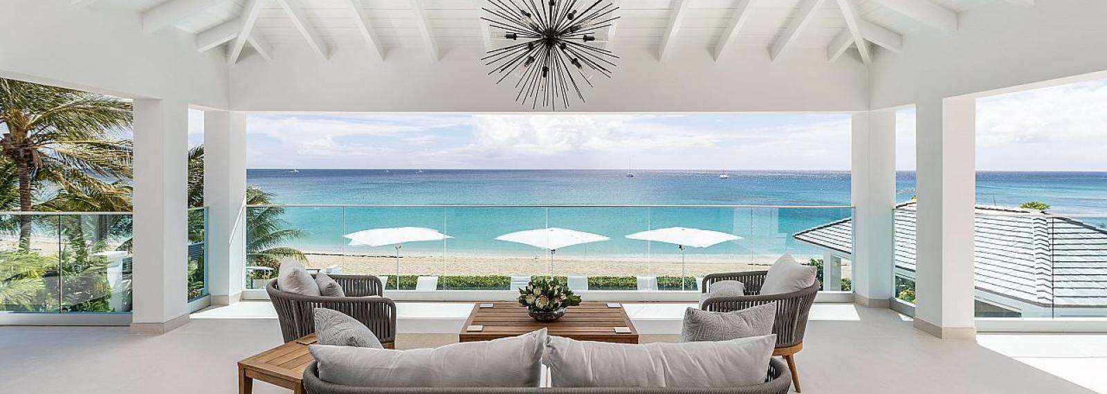 Blue Oyster Villa - Beachfront