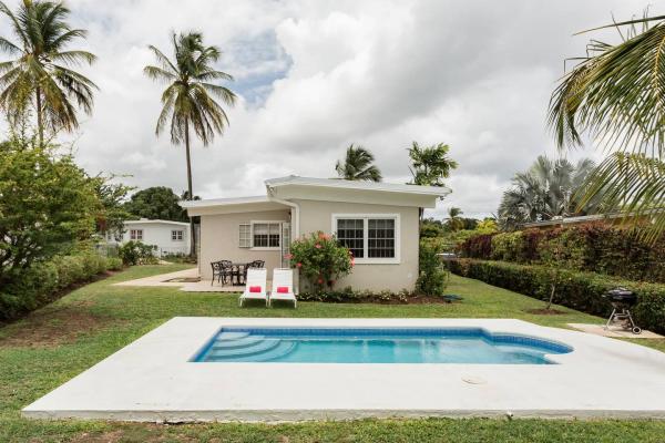 Carambola Cottage, Sunset Crest