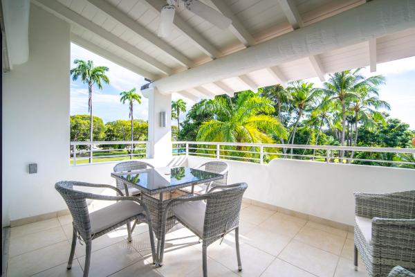 Glitter Bay 414 - Hibiscus - beachfront