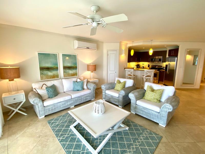 Sapphire Beach 403 - Beachfront , Beach Front , Christ Church  , South Coast  