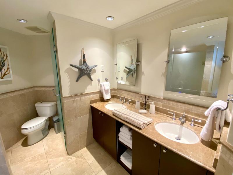 Sapphire Beach 403 - Beachfront , Beach Front , Christ Church  , South Coast  