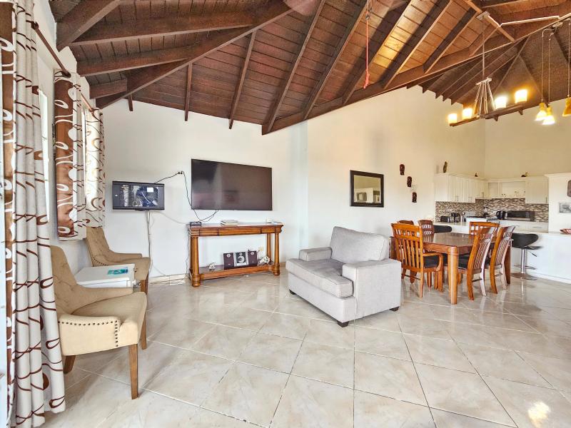 Fairholme Gardens 36 , Christ Church  , St James  