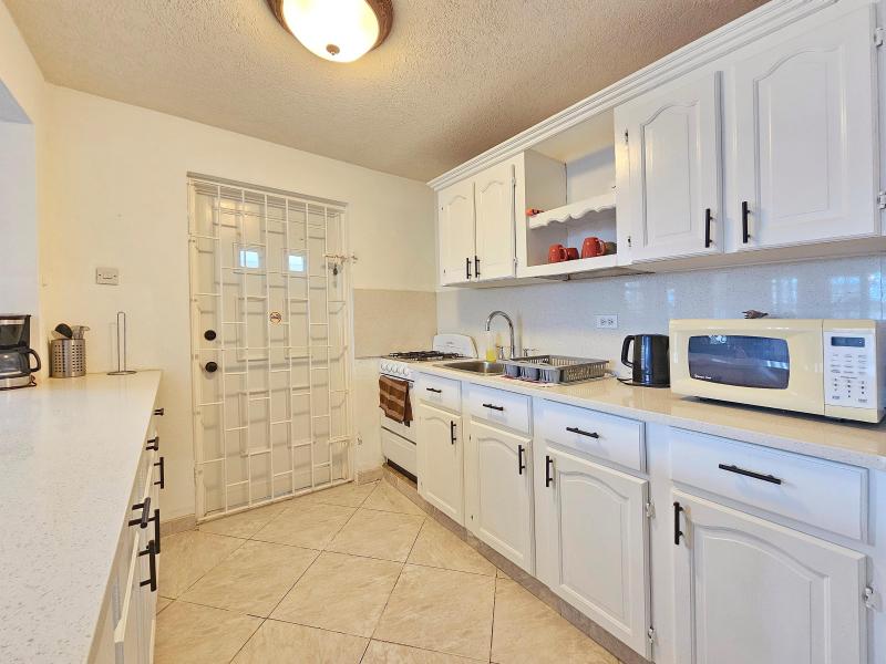 Fairholme Gardens 36 , Christ Church  , St James  