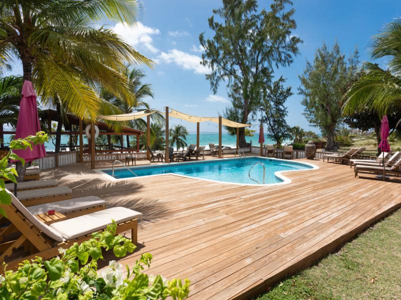 Surfers Bay Hotel in Christchurch , Beach Front , Christ Church  , South Coast  