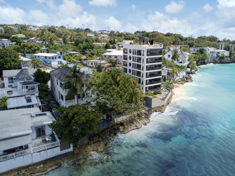 Dolce Vita - Ground Floor , Beach Front , St James , West Coast  