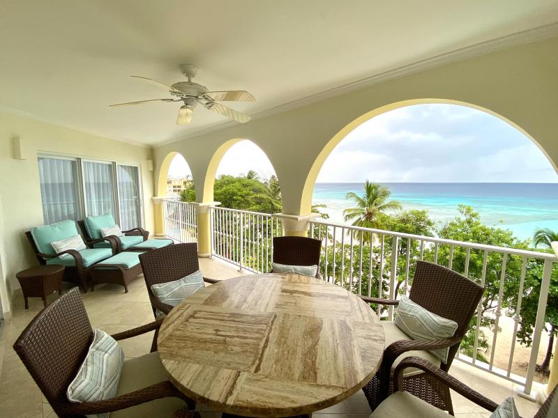 Sapphire Beach 403 - Beachfront , Beach Front , Christ Church  , South Coast  
