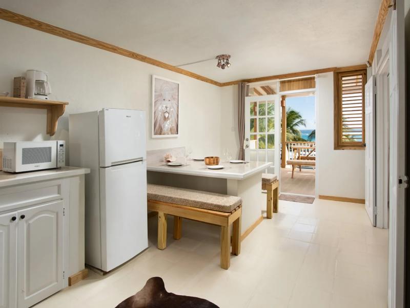 Surfers Bay Hotel in Christchurch , Beach Front , Christ Church  , South Coast  