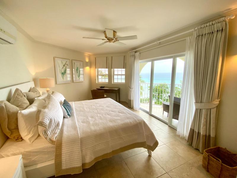 Sapphire Beach 403 - Beachfront , Beach Front , Christ Church  , South Coast  
