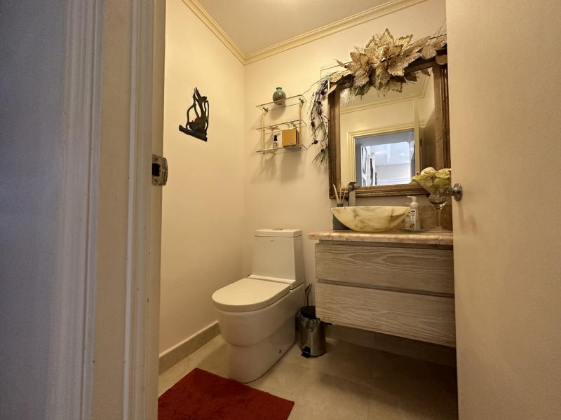 Prior Park 38 , St James  