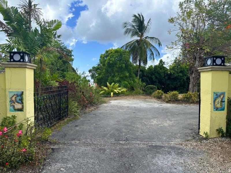 Prior Park 38 , St James  