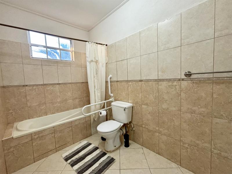 Periwinkle Drive 42 , St Philip  
