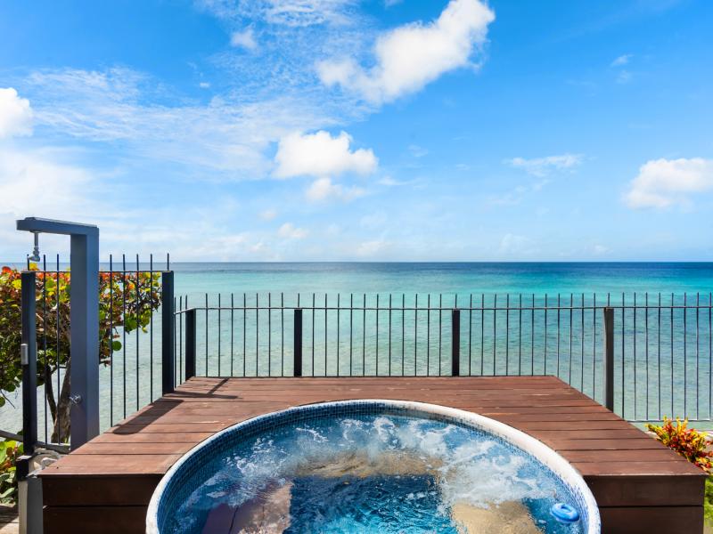 Starbury House- Beachfront , Beach Front , Holetown , St James , West Coast  