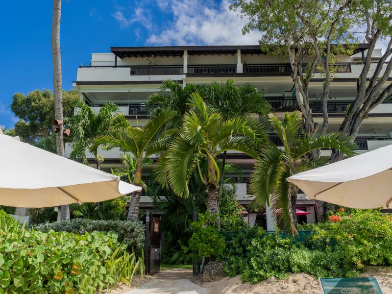 Coral Cove 10  , Beach Front , Coral Cove , St James , West Coast  