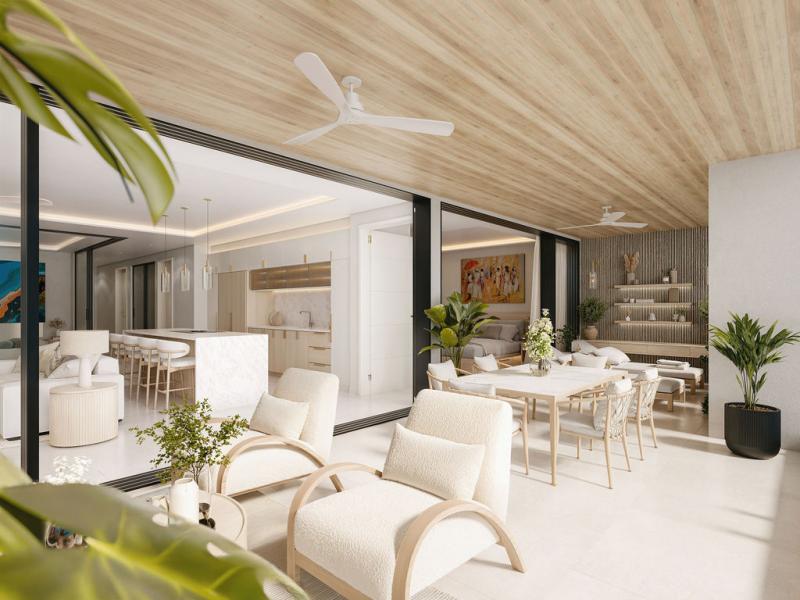 Bijou , St James , West Coast  