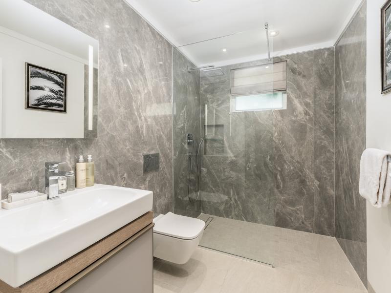 Blue Oyster Villa - Beachfront  , Beach Front , Lower Carlton , St James , West Coast  