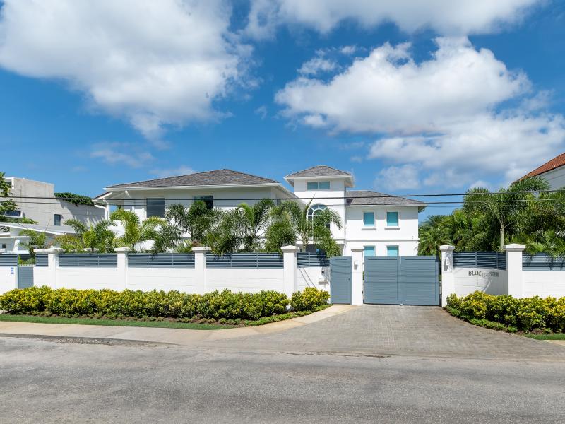 Blue Oyster Villa - Beachfront  , Beach Front , Lower Carlton , St James , West Coast  