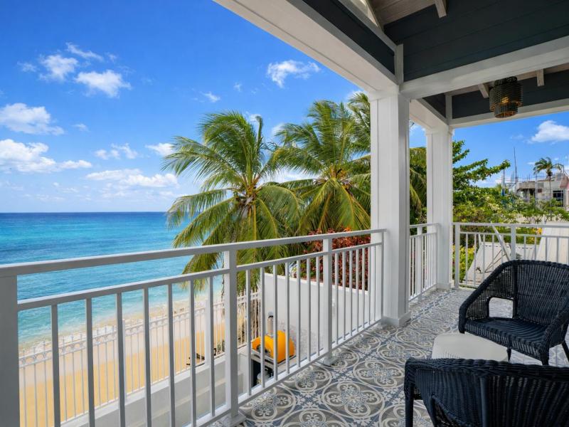 Sea Breeze Beach House , Beach Front , Fitts Village , St James , West Coast  