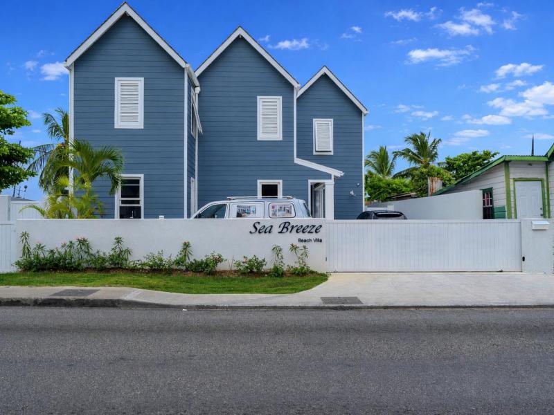 Sea Breeze Beach House , Beach Front , Fitts Village , St James , West Coast  
