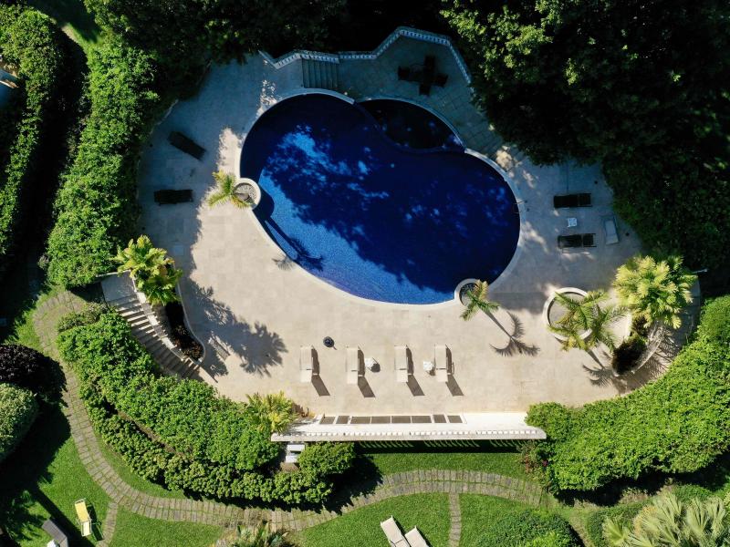 Greentails 5 – Sion Hill , St James , West Coast  