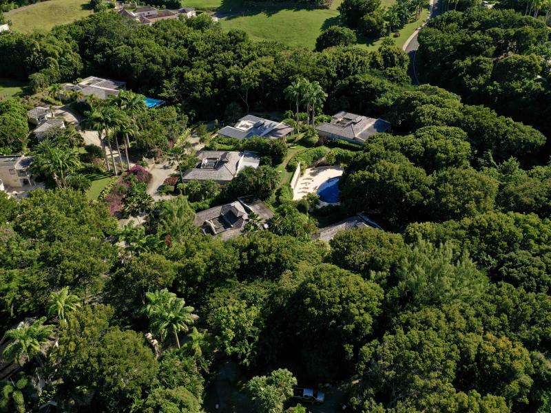 Greentails 5 – Sion Hill , St James , West Coast  