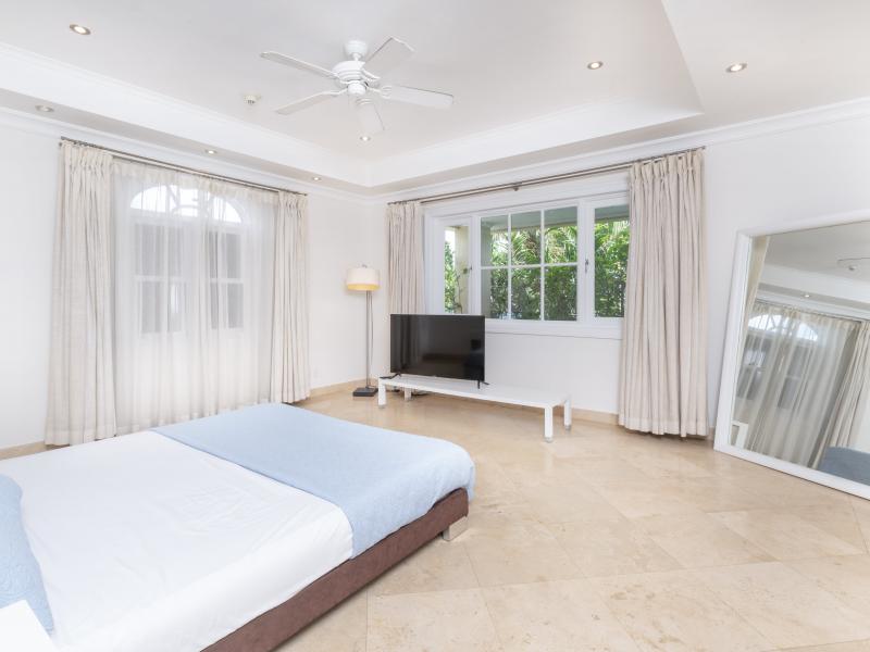 Sandy Cove 201-Beachfront , Beach Front , Sandy Cove , St James , West Coast  