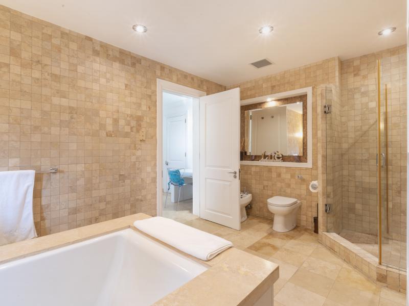 Sandy Cove 201-Beachfront , Beach Front , Sandy Cove , St James , West Coast  