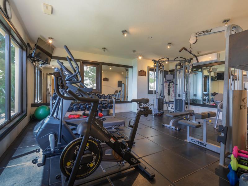 Sandy Cove 201-Beachfront , Beach Front , Sandy Cove , St James , West Coast  