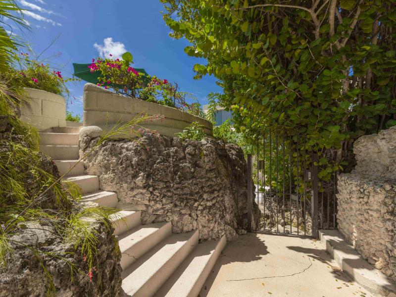 Sandy Cove 201-Beachfront , Beach Front , Sandy Cove , St James , West Coast  