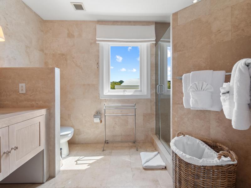 Sandy Cove 501 Penthouse - Beachfront , Beach Front , Sandy Cove , St James , West Coast  