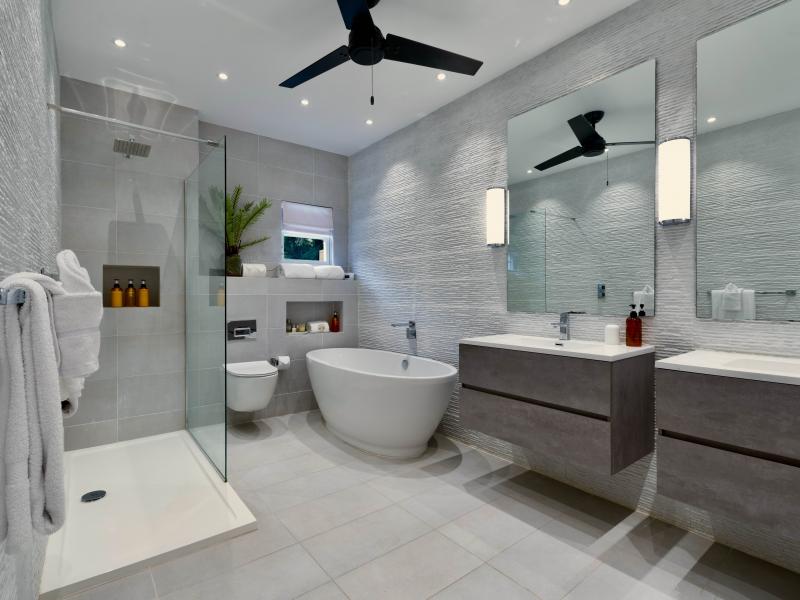 Solaris Beach House - Beachfront , Beach Front , Lower Carlton , St James , West Coast  