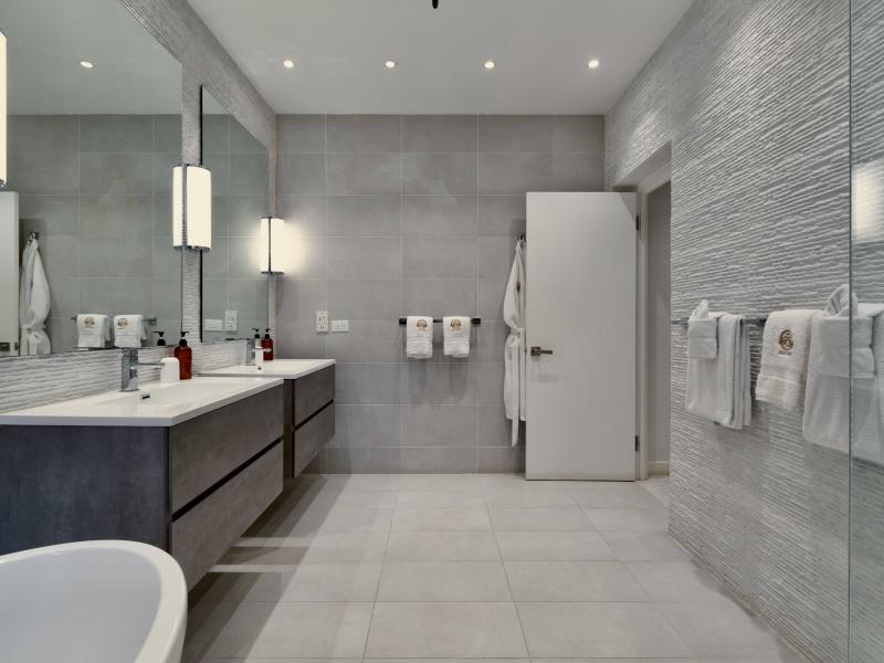 Solaris Beach House - Beachfront , Beach Front , Lower Carlton , St James , West Coast  