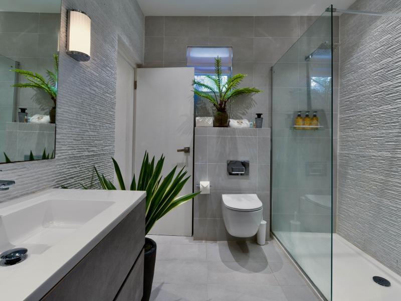 Solaris Beach House - Beachfront , Beach Front , Lower Carlton , St James , West Coast  