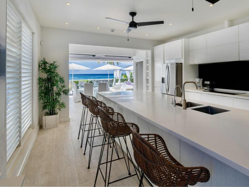 Solaris Beach House - Beachfront , Beach Front , Lower Carlton , St James , West Coast  