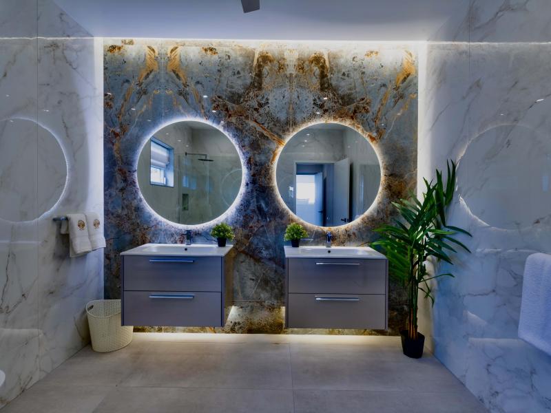 Solaris Beach House - Beachfront , Beach Front , Lower Carlton , St James , West Coast  