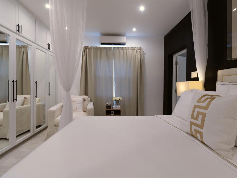 Solaris Beach House - Beachfront , Beach Front , Lower Carlton , St James , West Coast  