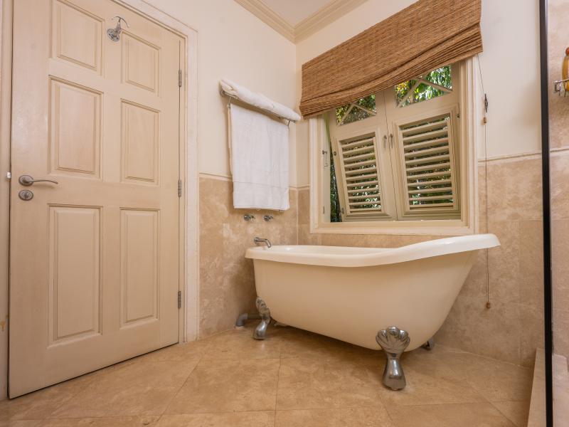 Greentails 5 – Sion Hill , St James , West Coast  