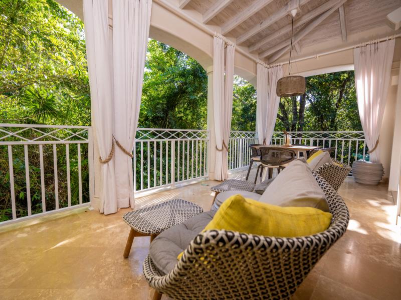 Greentails 5 – Sion Hill , St James , West Coast  