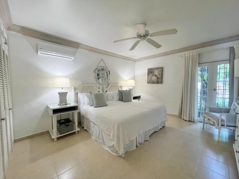 Glitter Bay 113 Sea Wind , St James , West Coast  