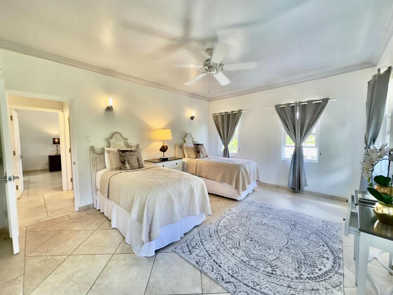 Heron Court 11 , St James , West Coast  