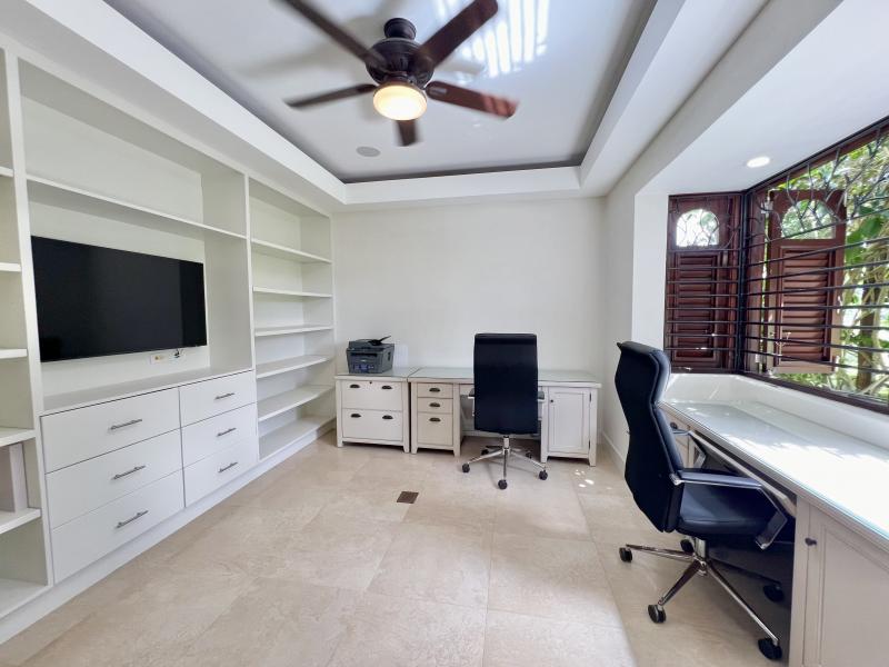 6A Harbour View Lioncastle Polo Estate , St Thomas , West Coast  