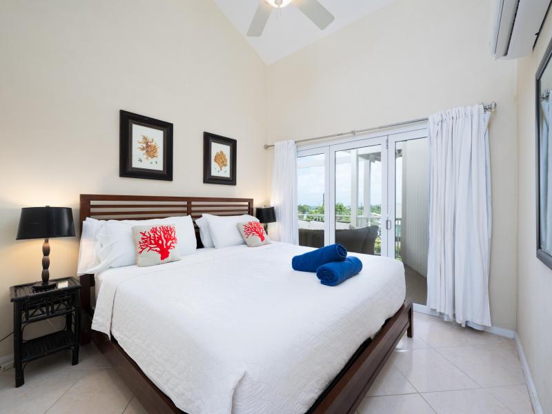 Lantana 20 - Penthouse , St James , West Coast  