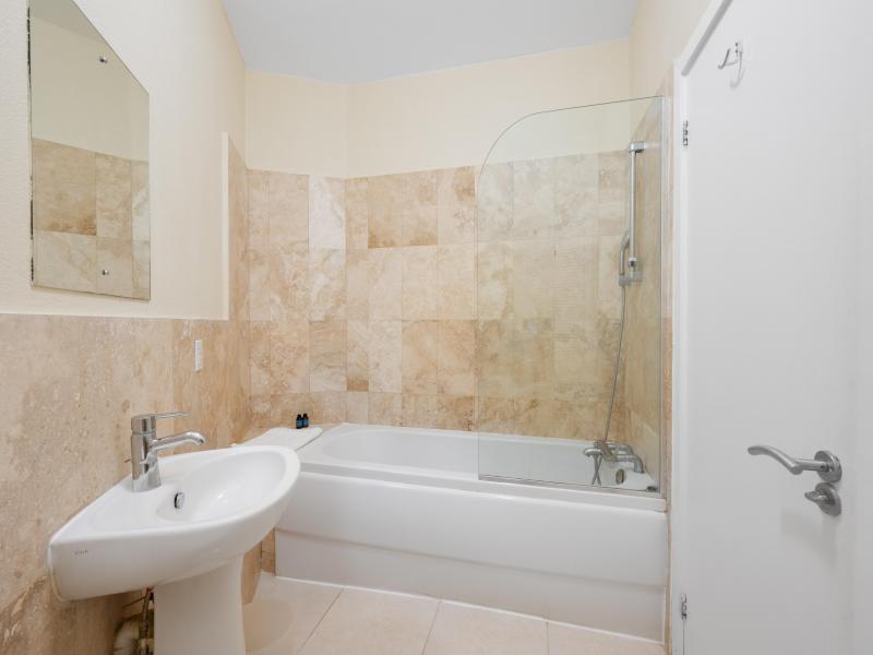 Lantana 20 - Penthouse , St James , West Coast  