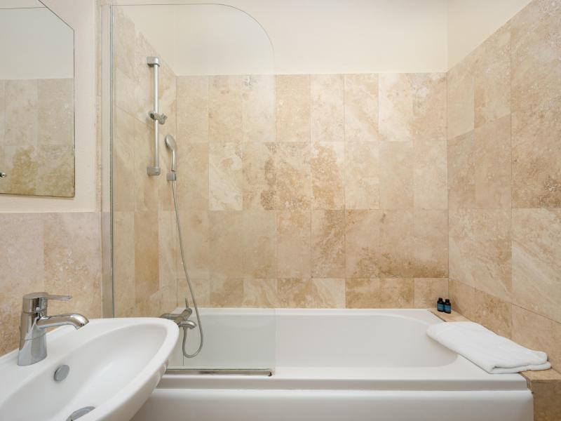 Lantana 20 - Penthouse , St James , West Coast  