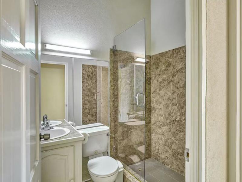 Polamar Gardens , St Peter , West Coast  