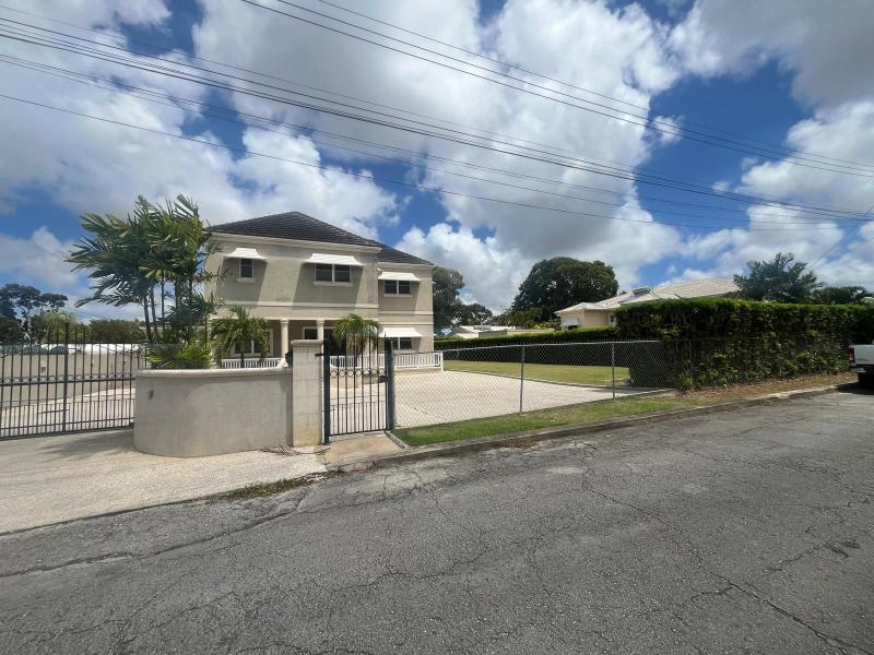 11 Highgate Gardens , South Coast , St Michael  