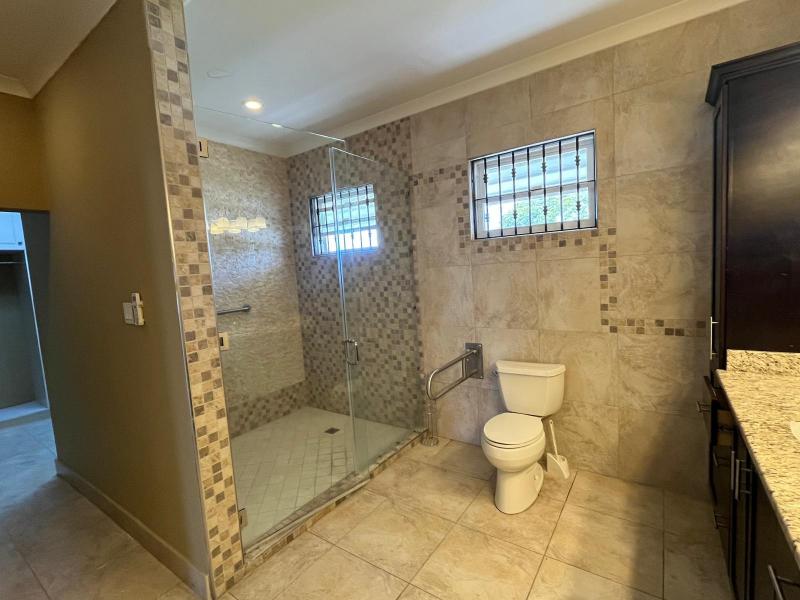 11 Highgate Gardens , South Coast , St Michael  