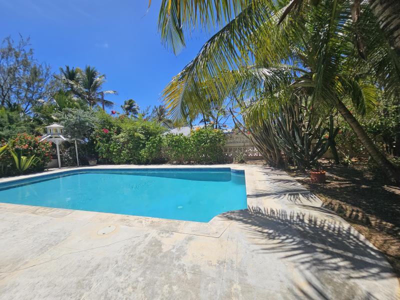 Inch Marlow, Sweet Song , Christ Church  , South Coast  