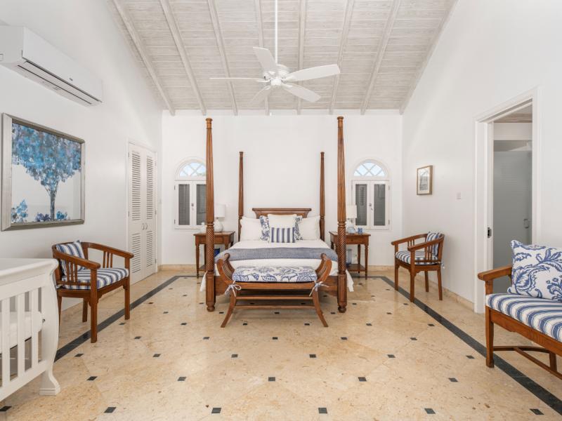 Sand Dollar Villa , Beach Front , Holetown , St James , West Coast  